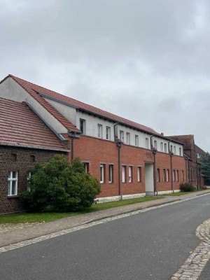 Mehrfamilienhaus mit 12 Einheiten – Vorderhaus & Seitenflügel mit Südausrichtung – 15936 Dahme-Mark