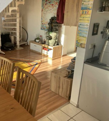 Schöne 2,5-Zimmer Maisonette Wohnung mit Balkon und EBK in Pfaffenhofen an der Ilm