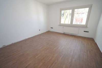 Frisch renovierte 2-Zimmer-Wohnung in ruhiger Lage von Essen-Frohnhausen!