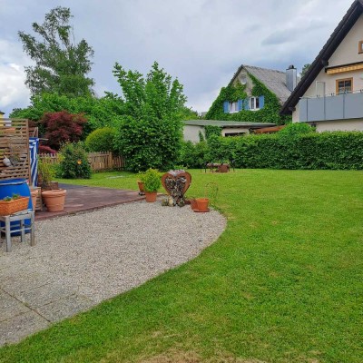Für GARTENLIEBHABER: Sonnige 2-Zimmer-EG-Wohnung mit TG