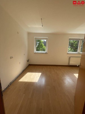 2-Raum-Wohnung in der Nähe des Wasserwalds/Kleinmünchen! Ab sofort zu beziehen!