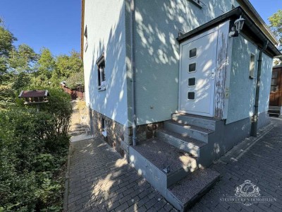 SANIERTES REIHENECKHAUS MIT TRAUMGRUNDSTÜCK - SOFORT BEZUGSFREI