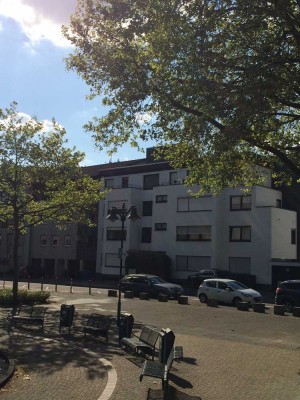 Stilvolle Nichtraucher 4-Zimmer-WHG mit gehobener Innenausstattung mit EBK in Leverkusen