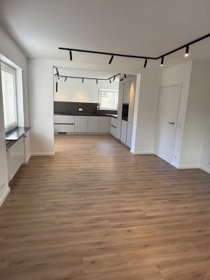 Top sanierte, teilmöblierte 2-Zimmer-Wohnung in Ettlingen zu vermieten!