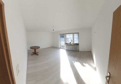 2 ZimmerWohnung mit Balkon in LB-West; vorerst Mietvertrag auf 2Jahre