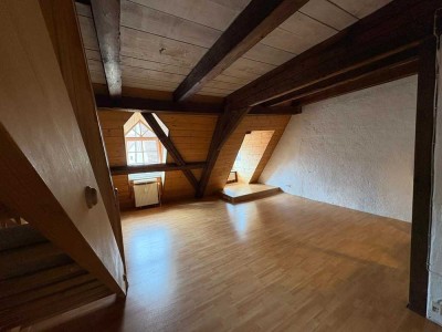 Attraktive und vollständig renovierte 4-Zimmer-Maisonette-Wohnung in Villingen-Schwenningen