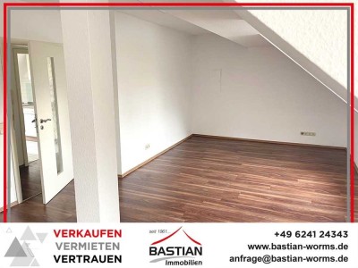 Immer obenauf! 3-Zimmer-Dachgeschosswohnung in Worms-West!