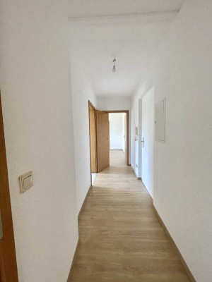 frisch sanierte 4-Raumwohnung