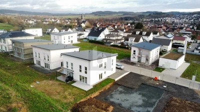 DIE TÜR ZUM NEUEN ZUHAUSE - ERSTBEZUG IM NEUBAU