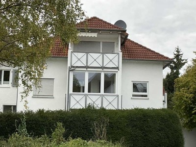 80 m vom See-  helle teilmöbelierte 3 Zi-Whg., EBK, Balkon, AAP in Unteruhldingen
