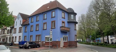 Stilvolle 2-Zimmer-Wohnung mit Balkon und EBK in Kaiserslautern