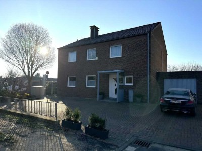 Gepflegtes, freistehendes Einfamilienhausfamilienhaus in begehrter Lage von Hückelhoven