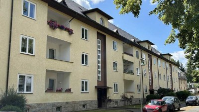 Große Wohnung - 2 Balkone - super Lage !