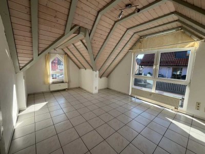 Frei - Balkon mit Fernblick - Zentrum - hell und schön!