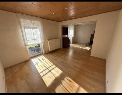 Großzügige 5-Zimmer Wohnung in Stadtallendorf