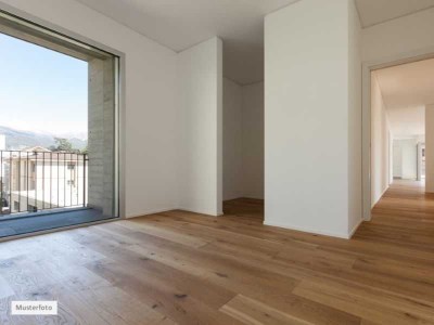 Provisionsfrei Erdgeschosswohnung in 99759 Sollstedt, Kolonie