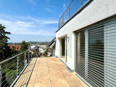 Luxuriöses Dachgeschoss mit Seesicht - baubiologisch modernisiert & 2 Sonnenterrassen