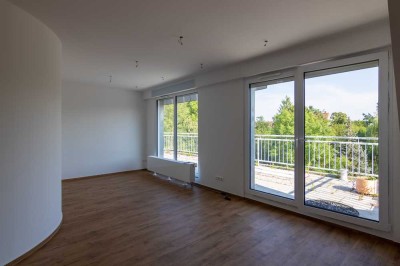 Bezugsfrei&amp;Luxuriös! Penthouse mit 3 Zimmern, Balkon und direktem Aufzug in Königs Wusterhausen