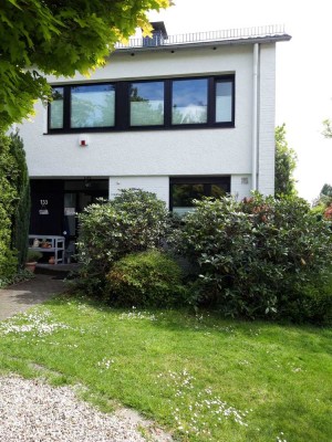 SCHAFFEN SIE SICH "IHR" NEUES ZUHAUSE -  PLATZ FÜR KIND UND HUND UND mehr....