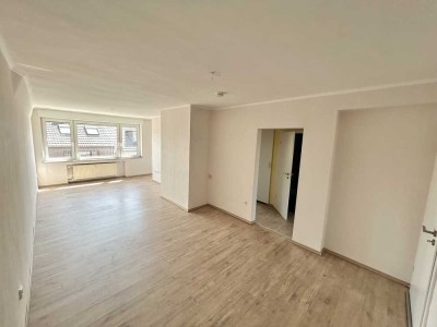 Schöne, helle 2,5 ZKDB Wohnung mit SüdBalkon in Heinsberg-Oberbruch mit EBK kurzfristig zu vermieten