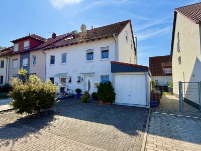 +++ Doppelhaushälfte mit Garten und Garage in Laudenbach +++