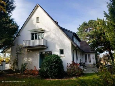 Einfamilienvilla mit Nebengelass