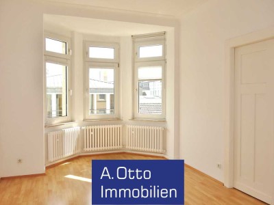 Krefeld - Zentrum, helle, und ruhig gelegene 2,5 Zimmer Wohnung, mit EBK,  Balkon und Gäste WC