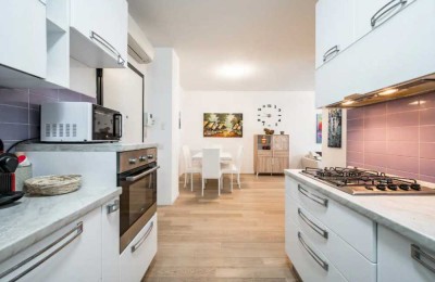 Stilvolle, sanierte 2-Zimmer-Wohnung mit EBK in Manching