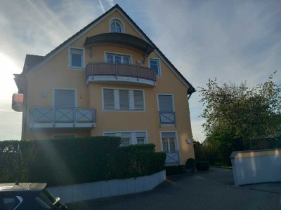 Exklusive 2-Zimmer-Erdgeschosswohnung mit großem Garten und Einbauküche
