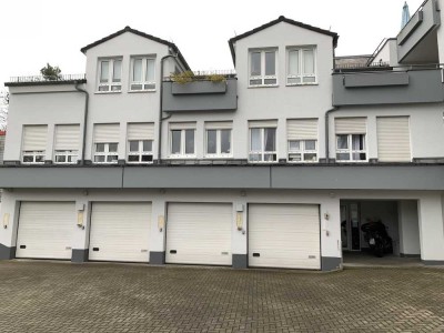 Schöne 2 bis 3-Zi Whg. mit 78 m², Terrasse, Garage, UNVERMIETET, Kronberg im Taunus