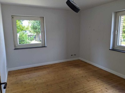 Gemütliche und renovierte 48m² - 2 Zimmer Whng. mit Wohnküche
