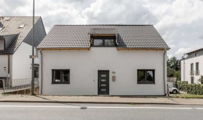 Einziehen & Wohlfühlen: Kernsaniertes Einfamilienhaus auf traumhaften Grundstück