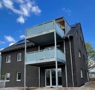 Alsdorf: Neubau - KfW 55 - 2. OG - DG - ca. 52 m² - 2 Zimmer - Balkon - inkl. Garage + 2 Stellplätze