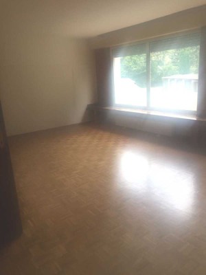 "gepflegte 4 Raumwhg. auf 90m² mit Balkon" absofort zu vermieten!!!