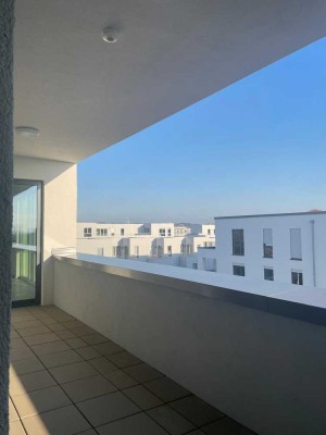 Elegantes 2-Zi-Penthouse mit Balkon in Düsseldorf-Unterbach