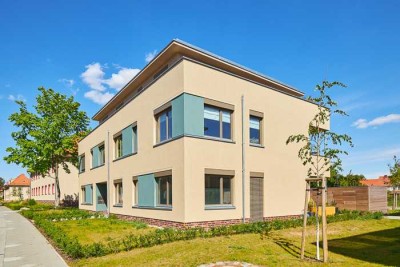 Helles Zuhause mit kleinem Garten