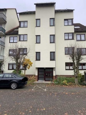 Schön geschnittene 3-Zimmer-Wohnung mit Balkon