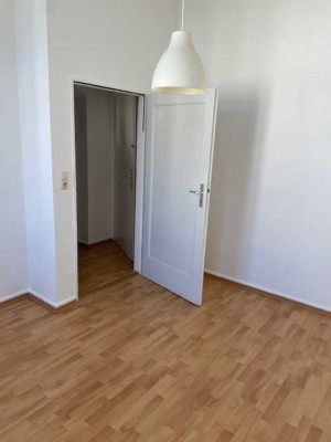 Helle 1 ZW nähe EZB mit Einbauküche