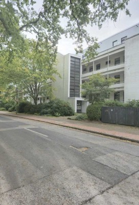 Geschmackvolle 2-Zimmer-Wohnung mit Balkon in Hamburg, Groß Borstel