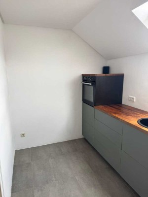 Schöne 2-Zimmer-Wohnung mit gehobener Innenausstattung in Ratingen