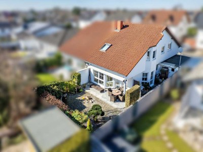 Exklusive Doppelhaushälfte in ruhiger Lage von Ketsch