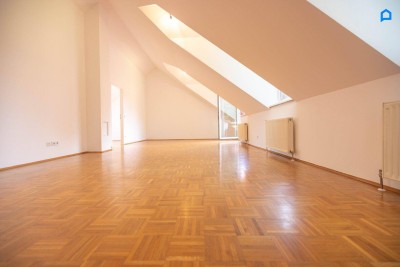 *VOR den Toren WIENS + Helle, gemütliche 3 -Zimmer + mit 36 m² Wohnküche und 7,8 m² Balkon + grüner Innenhof, hell, ruhig, 1. OG, Dachgeschoss, D*
