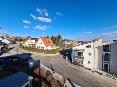 Neuwertige 4 ZBK Penthouse mit Balkon und Einbauküche in Schrobenhausen