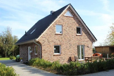 Gemütliches Familienhaus im klassischen Stil 
Neubauplanung - Niedrigenergiehaus mit Wärmepumpe