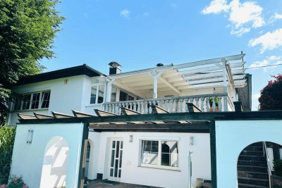 Schönes Anwesen mit Pool – zwei Wohneinheiten, viele Möglichkeiten