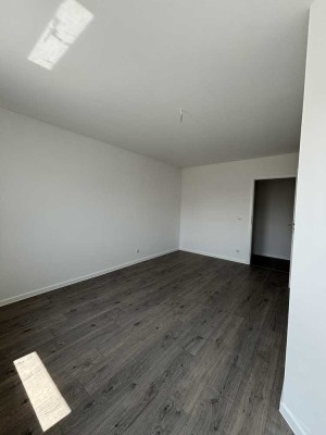 Neubau! 4-Zimmer-Wohnung mit Balkon in Ludwigshafen