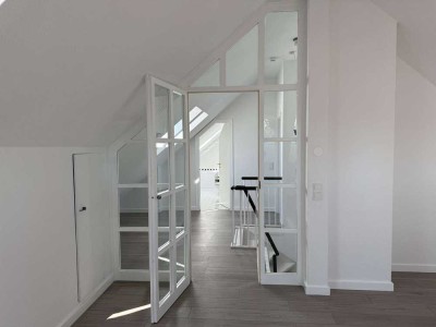 attaktive DG-Mais.-Whg. mit LIft - direkt an der Hochleite