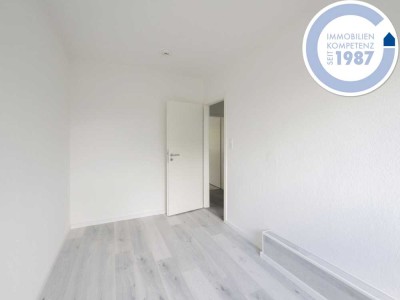 Eine Wohnung! Zentral, sonnig und renoviert!