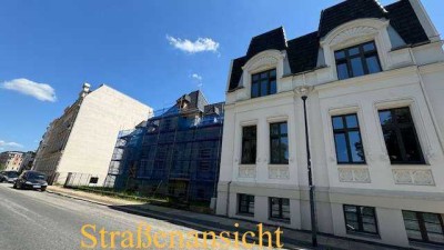 5-Raum-ETW mit Balkon, Grundstück, Stellplatz in historischer Villa