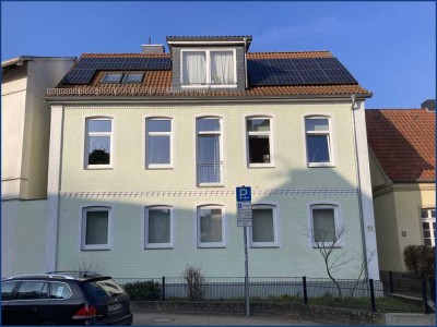 Saniertes Dreifamilienhaus mit bezugsfreier Wohnung in der Trift!